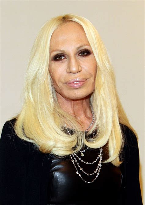 l evoluzione di donatella versace|donatella versace as a teenager.